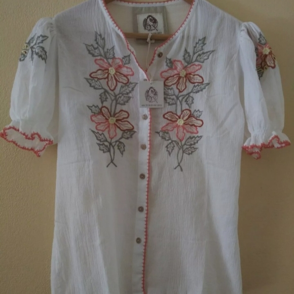 Chasing Unicorns Cutwork Top M - Picture 2 of 3